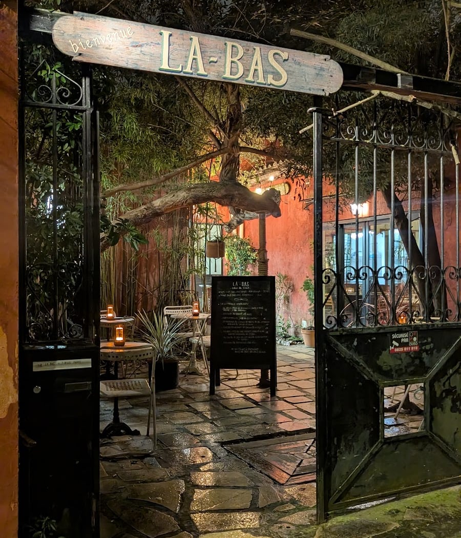 Là Bas 2